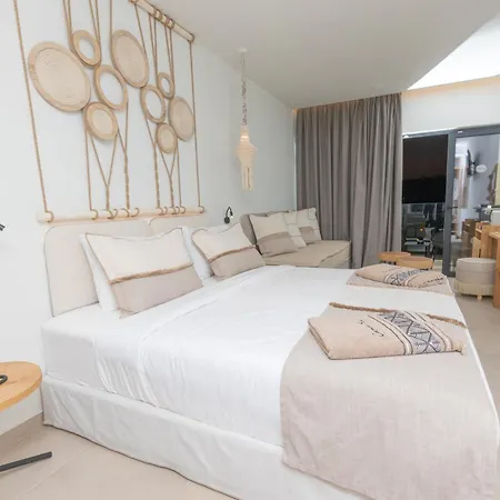 Blu Lifestyle Boutique & 5*