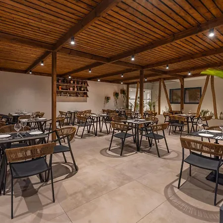 Blu Lifestyle Boutique & 5*